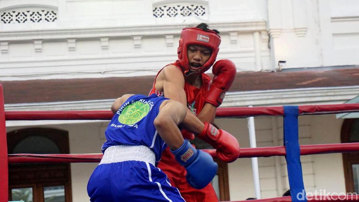 Penggelaran Tinju Amatir di Surabaya Rebutkan Piala Wali Kota